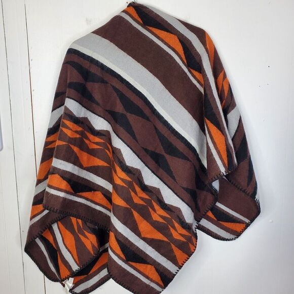 Old Navy Southwestern Poncho Western Farm Warm Aztec Fall Hayrack Womens OS - Picture 6 of 8